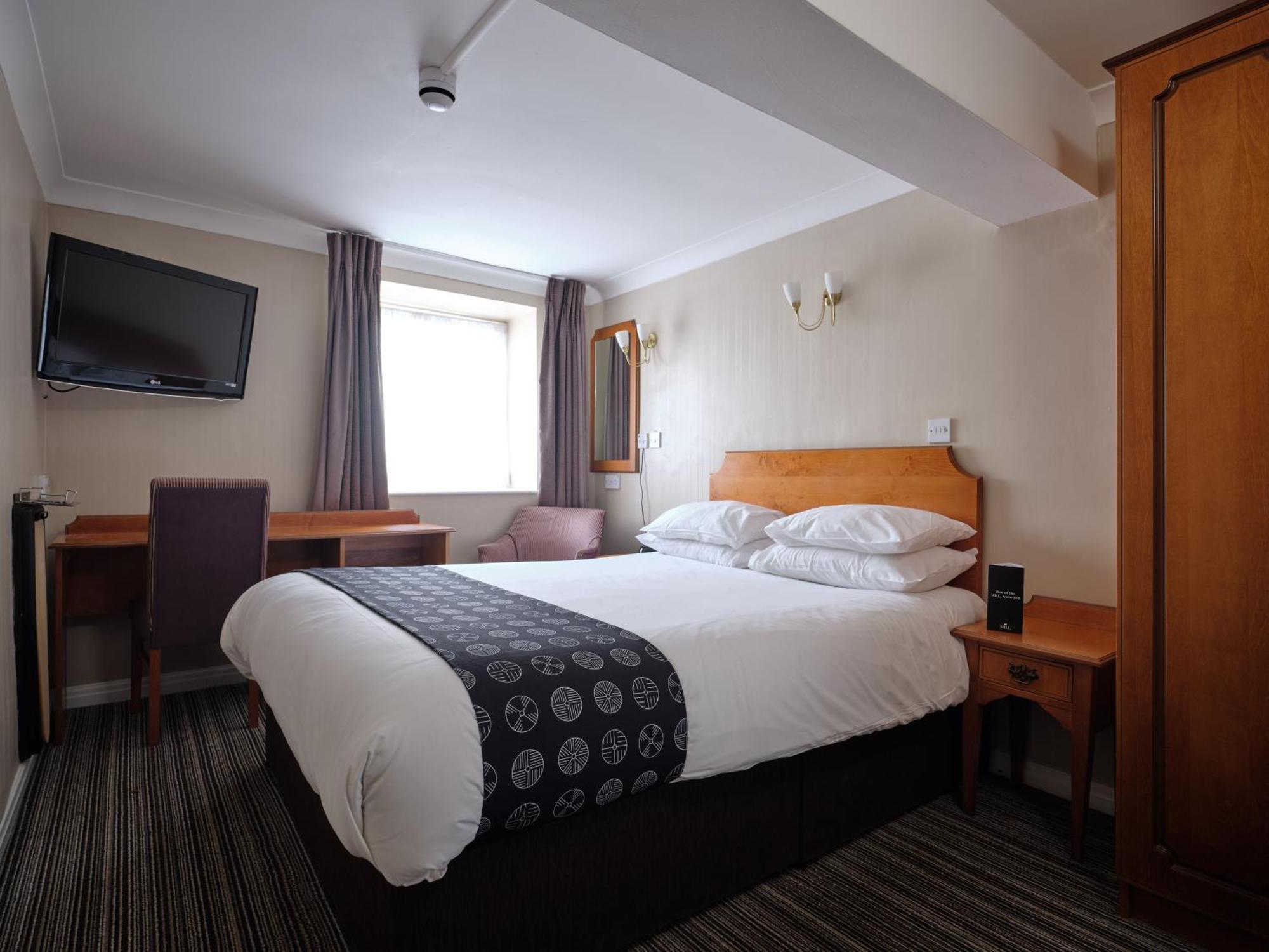 Classic Double Room,1215435325:JPEG