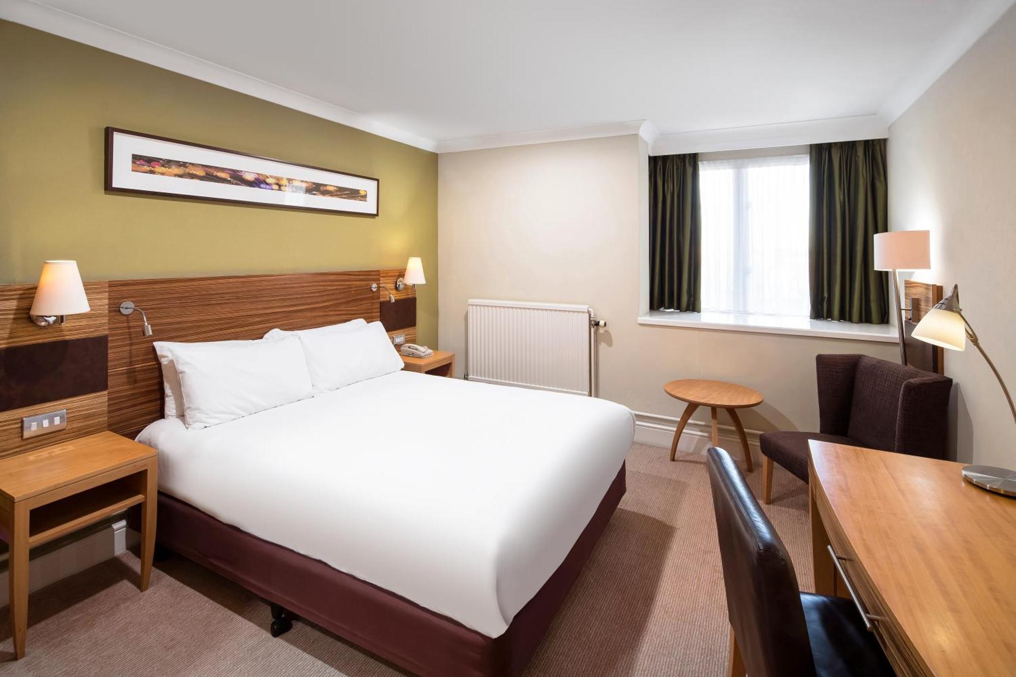 Standard Room,1273965829:JPEG