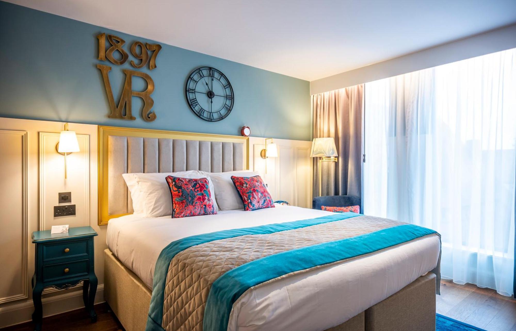 King Room,1505944150:JPEG